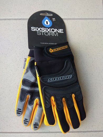 661 Storm rukavice SixSixOne zateplené Black/Yellow velikost S